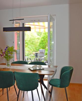Ankaran Apartamento | SEA and SUN Ankaran, near the Beach, free Parking and Wi-Fi, stunning sunset, 80m2