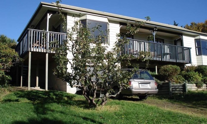 Warrington Casa | Sea & beach views with safe swimming