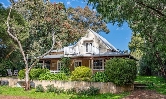 Eagle Bay Casa | Sea Breeze