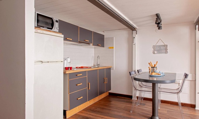 Livorno Apartamento | Sea Breeze Loft in Livorno