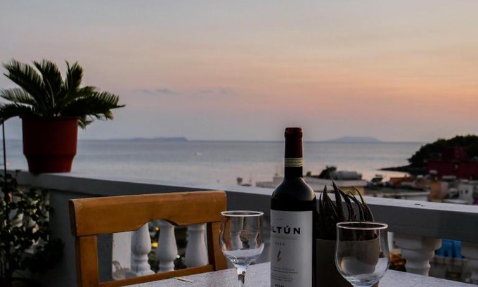 Himare Apartamento | Sea Breeze Rooms