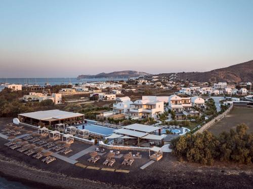 Exomytis Complejo | Sea Breeze Santorini Beach Resort, Curio By Hilton