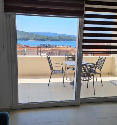 Cres Apartamento | Sea&City View Luxury Apartment