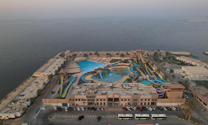 Dammam Chalet De Esquí | Sea Club Resort
