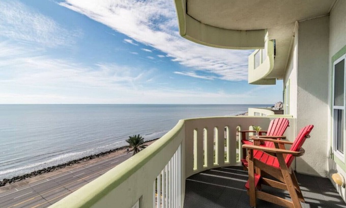 Galveston Condominio | Sea Deuce by the Ocean | Ocean View | Seawall Blvd
