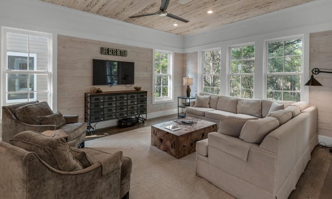 SeaNest Village Casa | Sea Echo