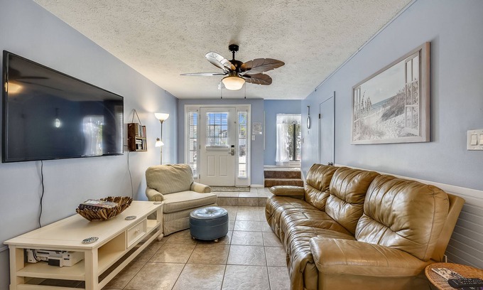 Silver Sands Beach Casa | Sea Esta by Book That Condo