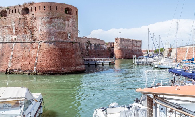 Venezia Nuova Apartamento | Sea Foam House in Livorno