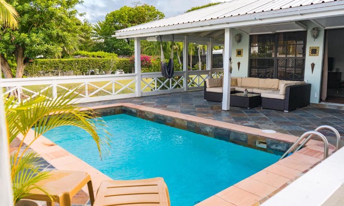 Fitches Creek Casa | Sea Foam Villa