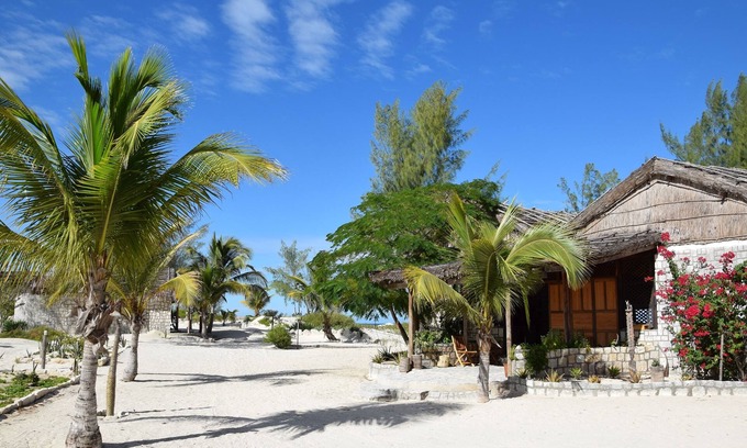 Andavadoaka Hotel | Bungalow frente al mar y chef italiano