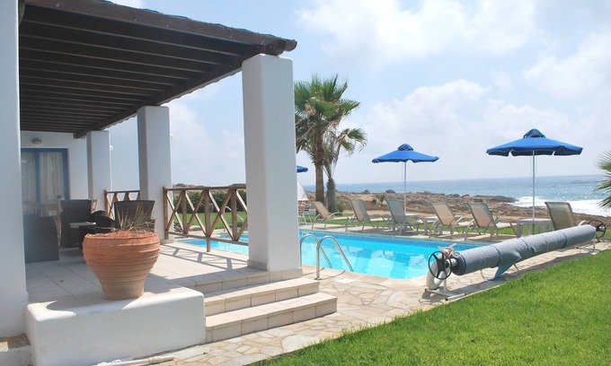 Kissonerga Villa | Sea Front Villa With Private Heated Pool, Quiet Area Paphos 322
