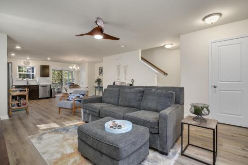 Captain's Cove Casa | Sea Glass Retreat - Pet friendly, Shared pools!