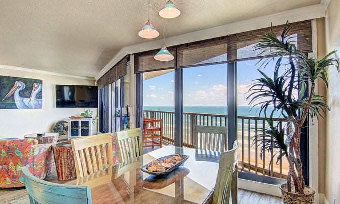 Port Aransas Condominio | Sea Gull # 806: frente a la playa de 2 dormitorios y 2 baños con vistas espectaculares y administración las 24 horas