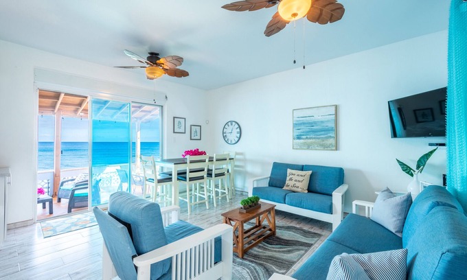 Guaniquilla Casa | “Sea House Of Beauty”Beachfront/AC/Wi-Fi/Gated Prkng