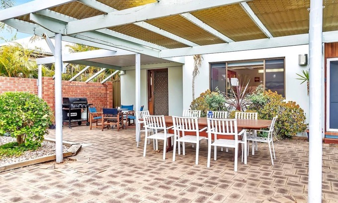 Brighton Casa | Sea Js Brighton Local Charm and Beachside Flair