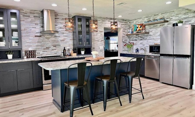 Cocoa Isles Casa | Sea la Vie - Beach Town Charm+Newly Renovated