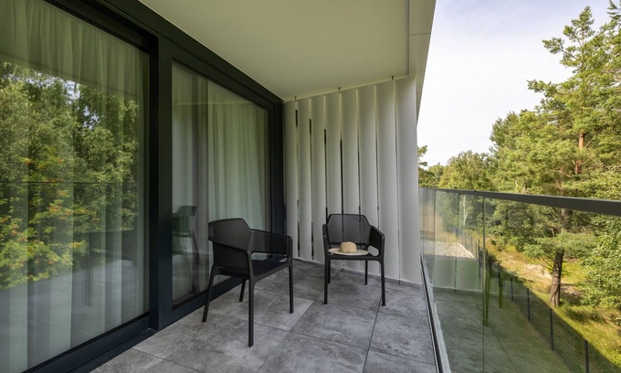 Uniescie Apartamento | Sea&lake 209 With Parking by Renters