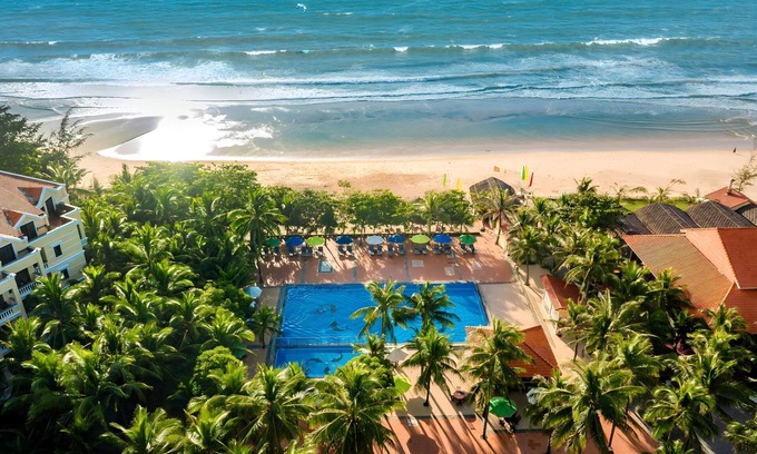 Phu Hai Beach Hotel | Sea Lion Beach Resort & Spa Mui Ne