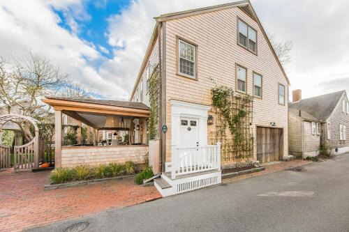 Nantucket Town Casa | Sea Lyon