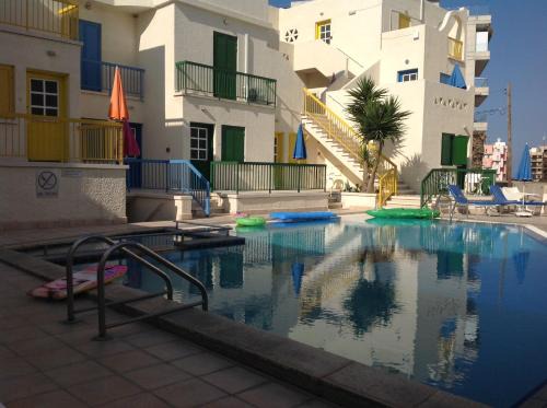 Larnaca Apartamento | Sea N Lake View Hotel Apartments