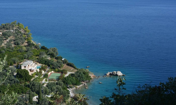 Dryopi Villa | Mar, piscina, tenis, kayaks, vela, descanso, lugares de interés histórico.