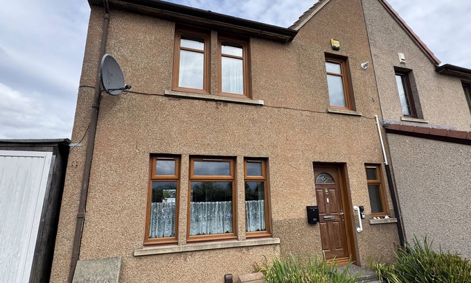 Methil Casa | Sea Road Retreat - Sleeps 6