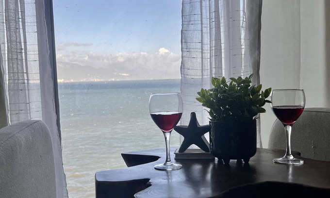 Portmore Apartamento | Sea Salt escape/ Beachfront apartment