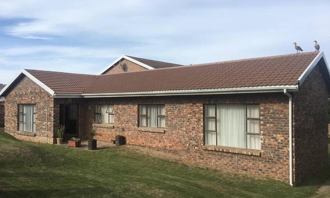 Port Alfred Casa | Sea-scape (Entire House)