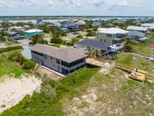 Topsail Beach Casa | Sea Strapped