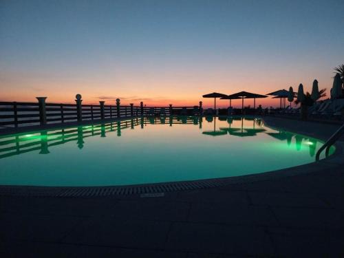 Agios Stefanos Avliotes Hotel | Sea & sun view
