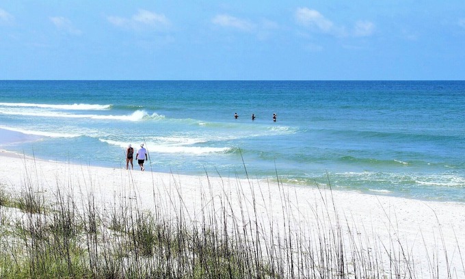 Port St. Joe Cabaña | "Sea Turtle Cottage" is a pet friendly, 2 bed, 1 1/2 bath unit accepting 5 guests. Pool Coming 2025!