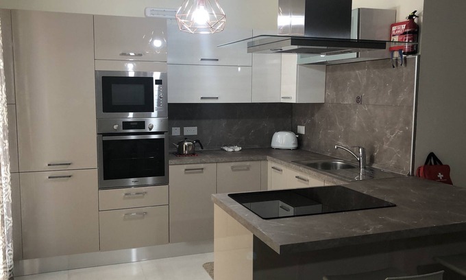 Marsaskala Apartamento | Sea View 2 Bed Apartment Close To Beach Hpi7738