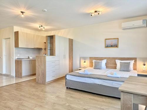 Primorsko Apartamento | Sea View Allure Studio with Balcony