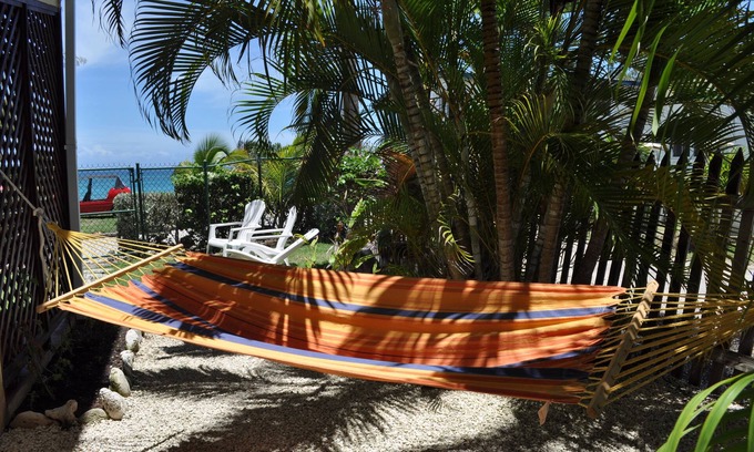 Silver Sands Apartamento | Apartamento con vistas al mar - ¡Una vista al mar y jardín únicos!