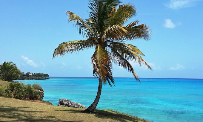 Enterprise Apartamento | Apartamento con vistas al mar en Freight's Bay Beach.