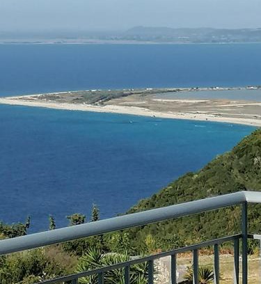 Kavallos Apartamento | Sea view apartments