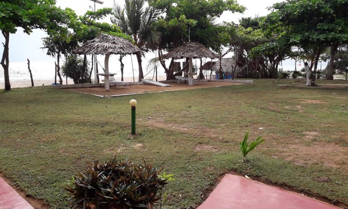 Nilaveli Hotel | Sea View Beach Hotel