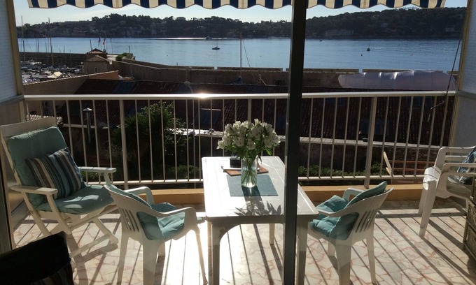 Mont Boron Apartamento | SEA VIEW STUDIO IN VILLEFRANCHE SUR MER