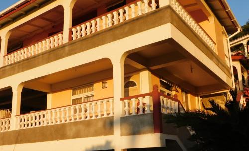 Giraudel Apartamento | Sea View Guest Accommodation
