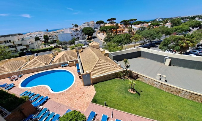 Olhos D'Agua Apartamento | Sea View Oceanus Apartment Olhos de Agua