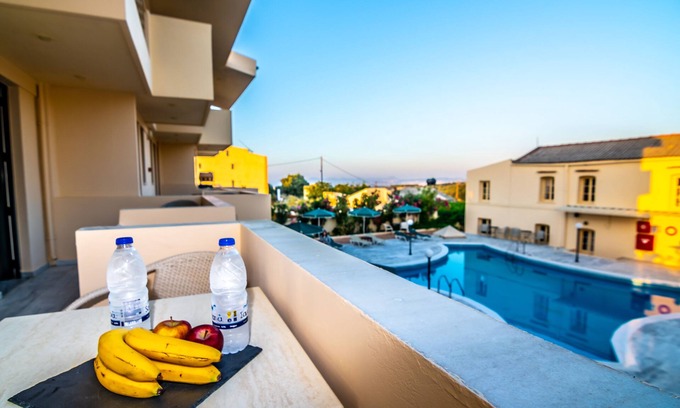 Stalos Apartamento | Estudio en hotel Orestis