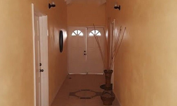 Laborie Apartamento | Sea View Studio Apartment 1 Minute Away From the Beach