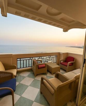 Al-Muntazah Apartamento | Sea View three bed room High Floor fully AC free WI-FI and parking for familes only