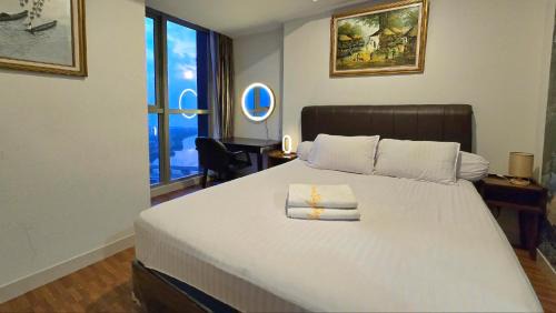 Pantai Indah Kapuk Apartamento | Sea View with Bridge at Gold Coast PIK high floor