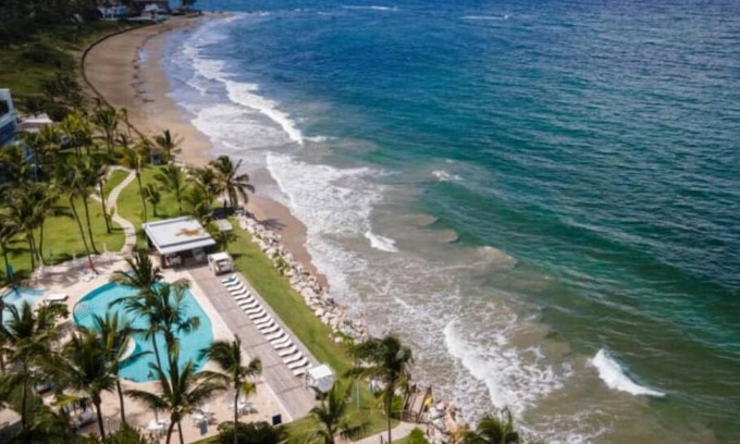 Residencial El Doral Condominio | Sea Winds kite Beach Oceanfront