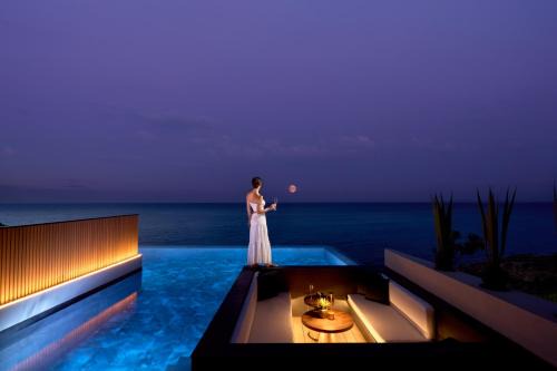 Neromilos Apartamento | SEA ZANTE Luxury Beachfront Retreat