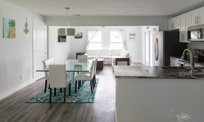 Sebastian Highlands Casa | SEAbastian Inn. Your perfect get away!!