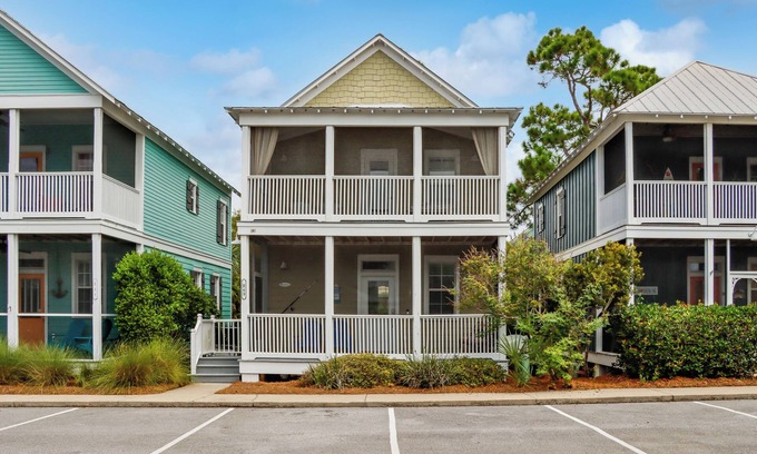 Port St. Joe Casa | Seabbatical | Pet-Friendly Cottage | Screened Decks + Community Pools 🐾