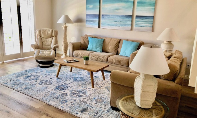 Leucadia Casa | Seabluffe Gated, Beach-Front community! Lovely townhome sleeps 7. Walk to Beach!