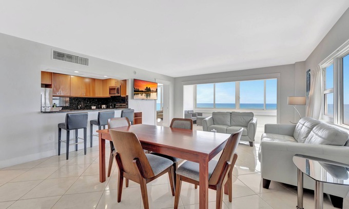 Bermuda Riviera Apartamento | Seabreeze Escape Ocean Front